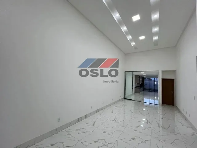 Imagem 10: Casa com 03 Suites Plenas, Piscina, Armarios, Garagem Coberta na Vila Rosa, Proximo Ao Jar