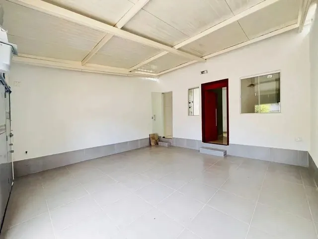 Imagem: Casa 2/4 Sendo 1 Suite Reformada