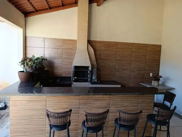 Imagem: Casa Sozinha no Lote