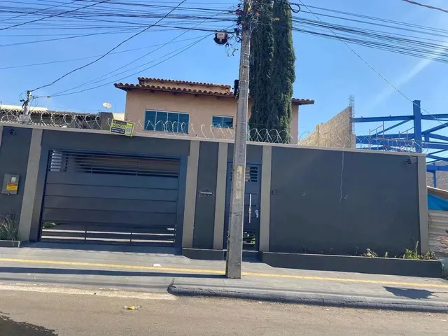 Imagem 11: Imóvel para Venda Possui 300 Metros Quadrados com 4 Quartos em Moinho dos Ventos