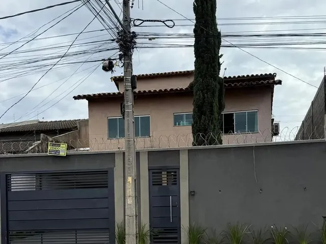 Imagem 13: Imóvel para Venda Possui 300 Metros Quadrados com 4 Quartos em Moinho dos Ventos