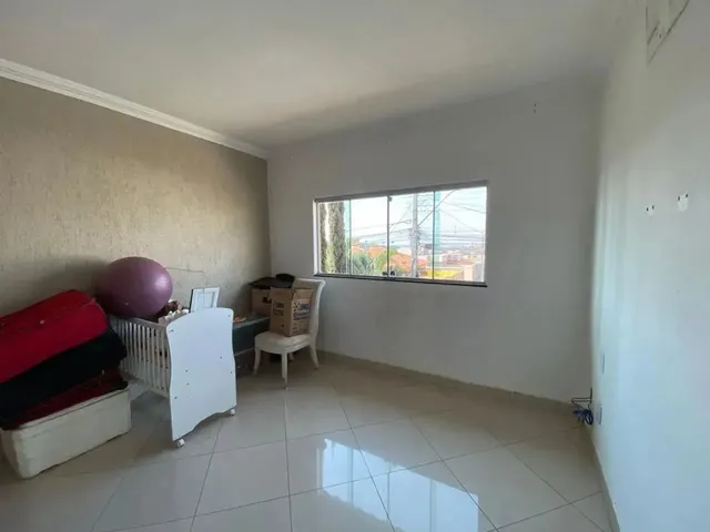 Imagem 15: Imóvel para Venda Possui 300 Metros Quadrados com 4 Quartos em Moinho dos Ventos