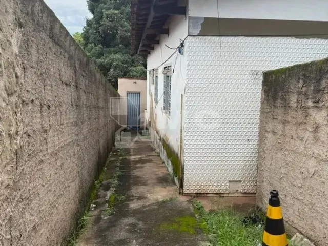 Imagem 13: 772,34 de Terreno no Setor Sudoeste, com 2 Casas Construídas
