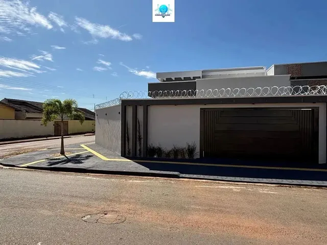 Imagem: Casa À Venda no Bairro Moinho dos Ventos