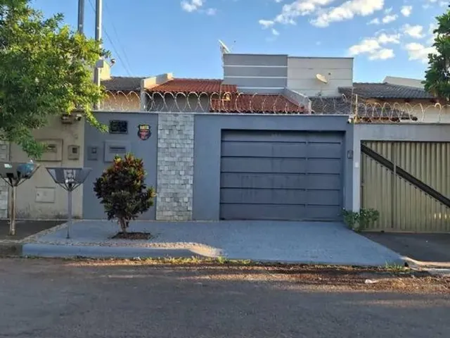 Imagem: Vende - Se, Uma Casa no Setor Moinho dos