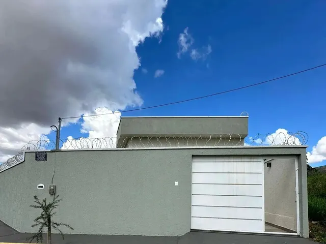 Imagem 1: Casa Setor Faiçaville Casa de Rua com 3 Quarto(S) e 2 Banheiro(S) À Venda, 102.00 Por