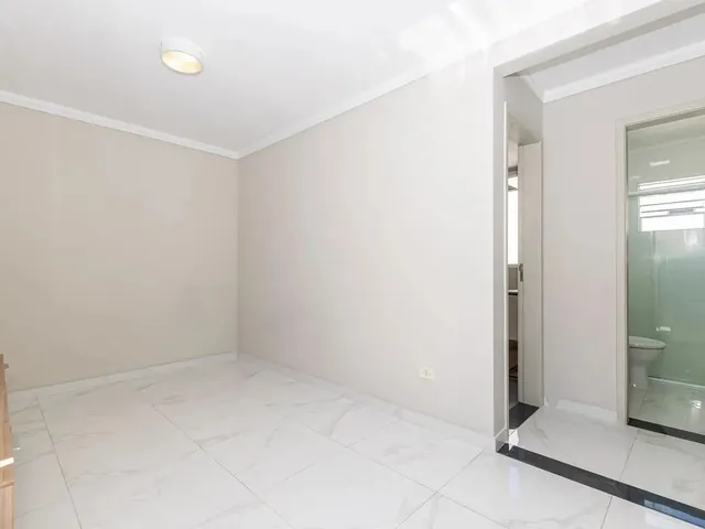 Imagem 8: Apartamento de 2 Quartos no Pinheirinho