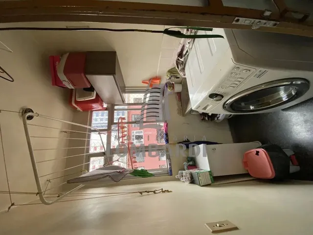 Imagem 12: Apartamento com 2 Quartos À Venda por R$ 250000.00, 53.93 M2 - Capao Raso - Curitiba/Pr