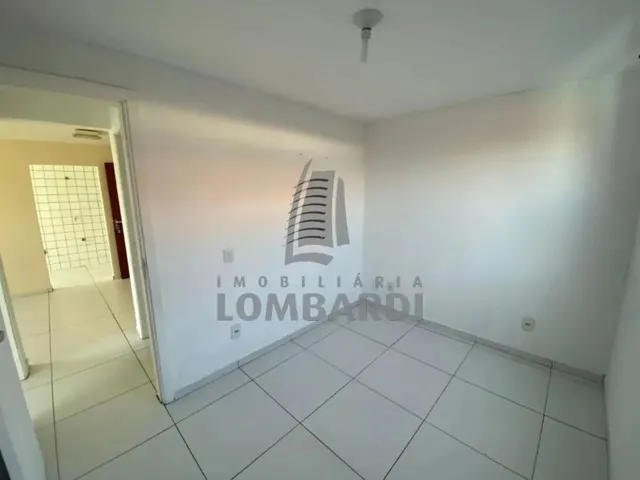 Imagem 12: Apartamento com 2 Quartos À Venda por R$ 210000.00, 43.32 M2 - Pinheirinho - Curitiba/Pr
