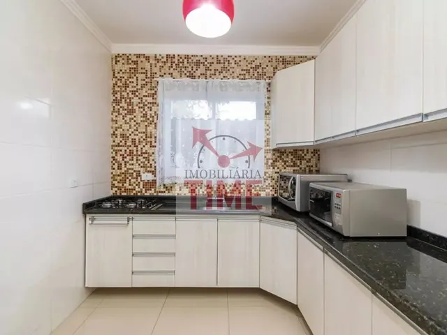 Imagem 3: Sobrado À Venda no Pinheirinho Curitiba 3 Quartos, Suíte, Terraço e Área Gourmet