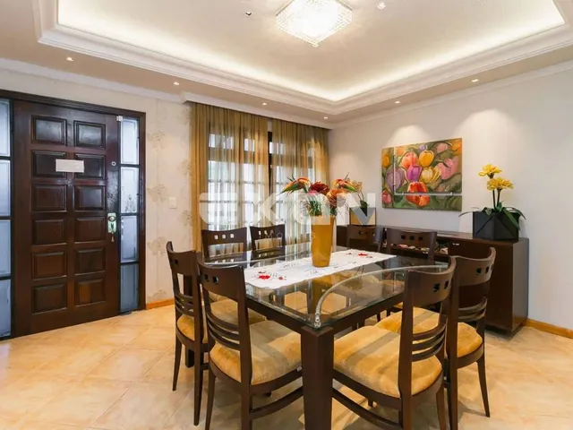 Imagem 11: Sobrado Triplex Espaço, Conforto e Versatilidade no Pinheirinho!