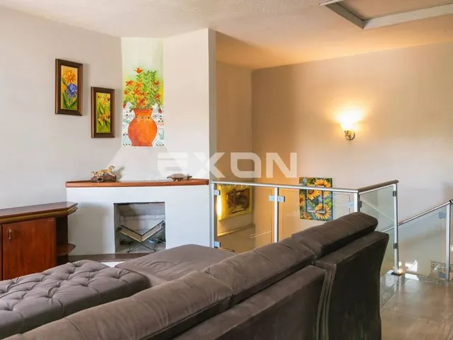 Imagem 8: Sobrado Triplex Espaço, Conforto e Versatilidade no Pinheirinho!