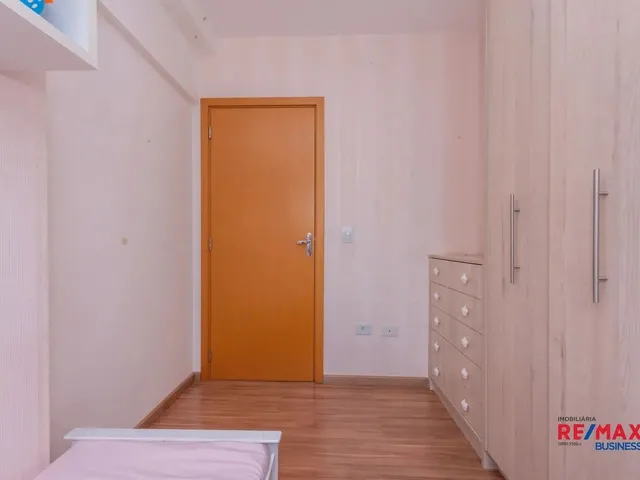 Imagem 9: Apartamento a Venda no New Residence no Capão Raso, Andar Baixo, 2 Quartos com Suíte Em