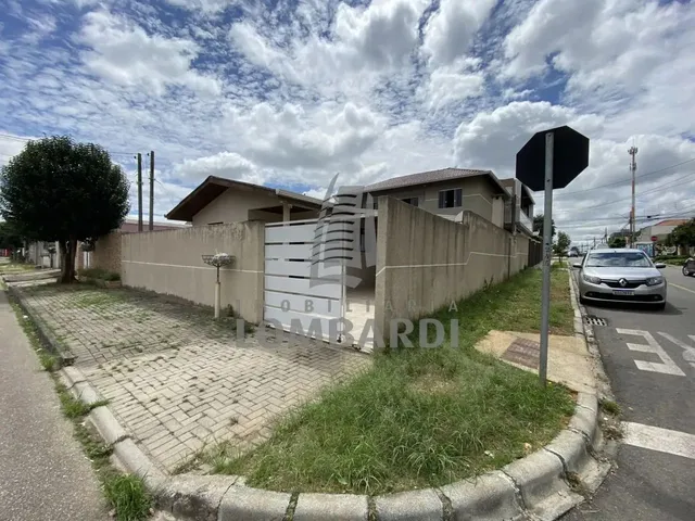 Imagem: Casa Residencial com 5 Quartos À Venda