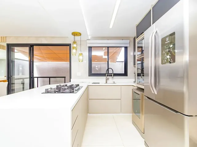 Imagem 15: Sobrado em Condomínio À Venda, 3 Quartos, 1 Suíte, 157M², no Pinheirinho, Curitiba