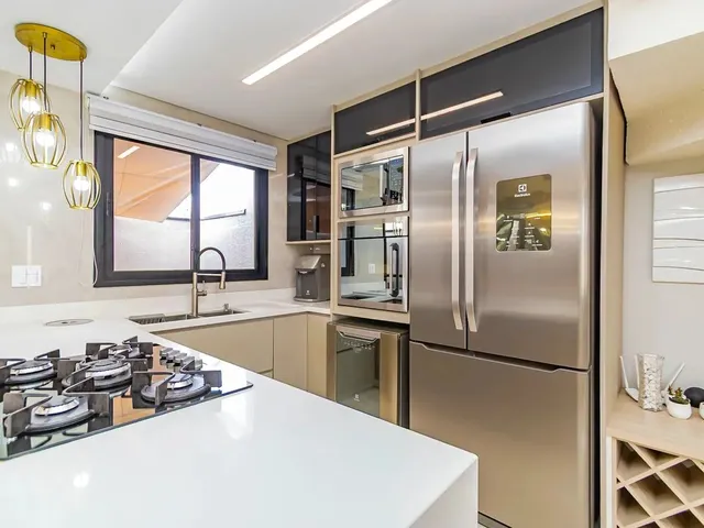 Imagem 16: Sobrado em Condomínio À Venda, 3 Quartos, 1 Suíte, 157M², no Pinheirinho, Curitiba