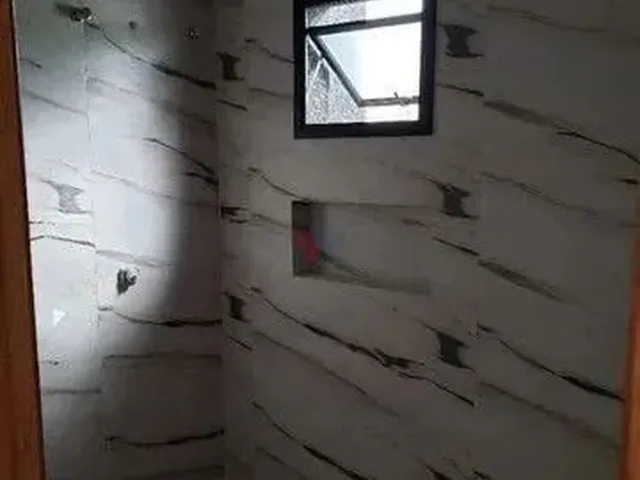 Imagem 2: Lindo Sobrado 3 Quartos em Condomínio Fechado com Garagem e Varanda