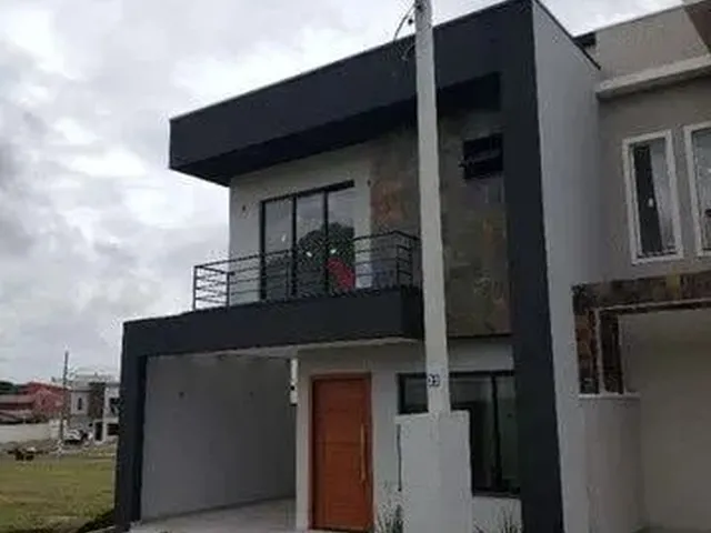 Imagem 8: Lindo Sobrado 3 Quartos em Condomínio Fechado com Garagem e Varanda