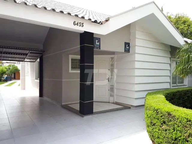 Imagem 1: Casa com 4 Dormitórios À Venda, 283 M² por R$ 1.980.000,00 - Capão Raso - Curitiba/Pr