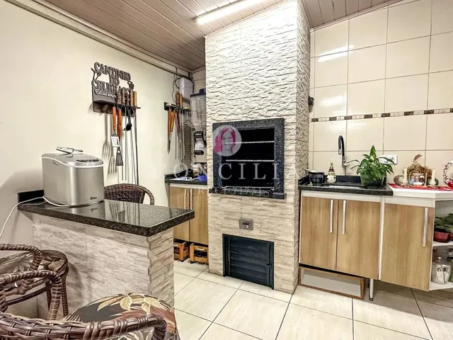 Imagem 12: Sobrado 4 Quartos, Sendo Uma Suíte, no Capão Raso Curitiba/Pr