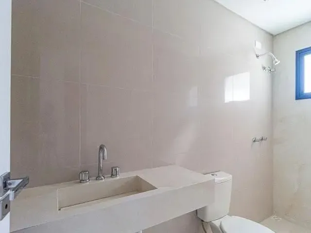 Imagem 2: Casa com 3 Dormitórios À Venda, 230 M² por R$ 1.230.000,00 - Pinheirinho - Curitiba/Pr