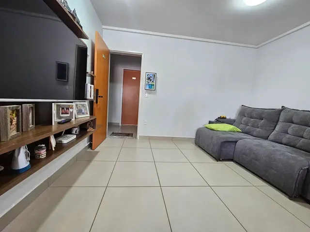 Imagem 2: Imóvel para Aluguel com 76 Metros Quadrados com 3 Quartos em Parque Oeste Industrial