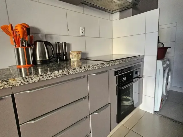 Imagem 13: Imóvel para Aluguel com 76 Metros Quadrados com 3 Quartos em Parque Oeste Industrial