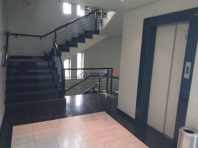 Imagem 3: Excelente Conjunto Comercial com Box, Zona dos Tribunais