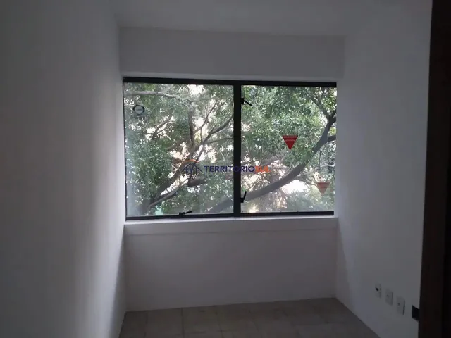 Imagem 14: Excelente Conjunto Comercial com Box, Zona dos Tribunais
