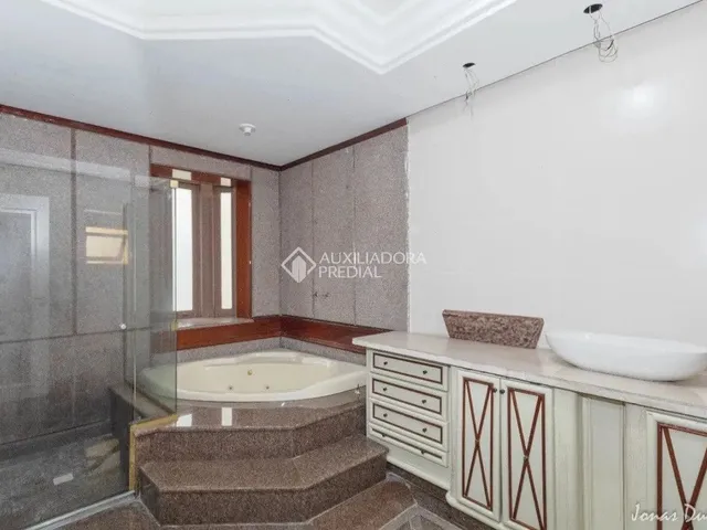 Imagem 10: Casa 4 Dormitórios Menino Deus Porto Alegre