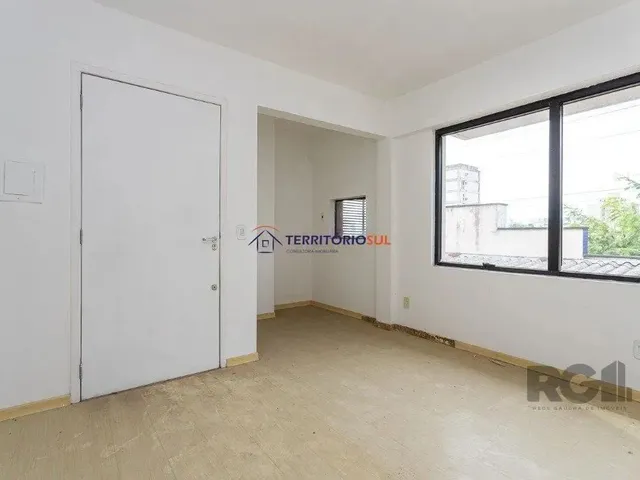 Imagem: Sala Comercial no Menino Deus Desocupada