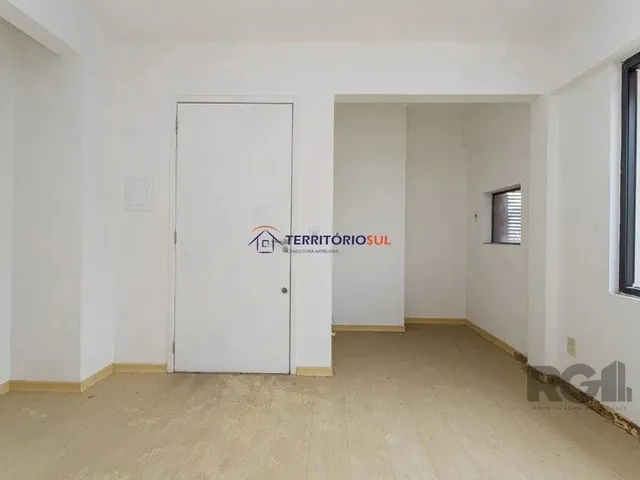 Imagem 13: Sala Comercial no Menino Deus Desocupada