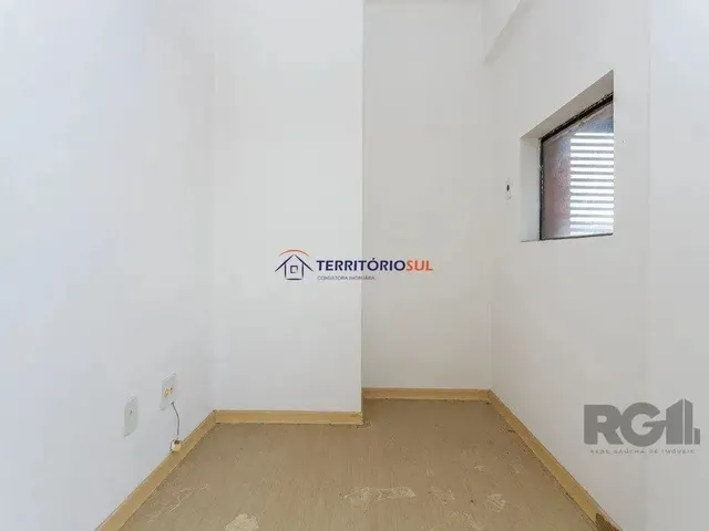 Imagem 14: Sala Comercial no Menino Deus Desocupada