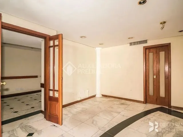 Imagem 1: Comercial no Bairro Menino Deus