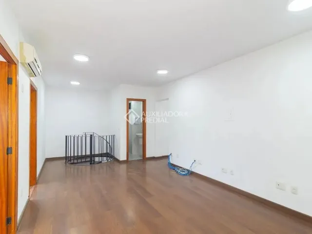 Imagem 10: Comercial no Bairro Menino Deus