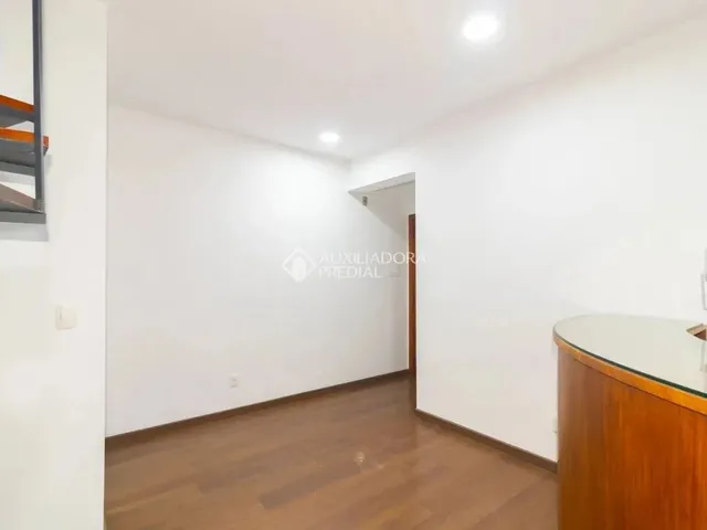 Imagem 16: Comercial no Bairro Menino Deus