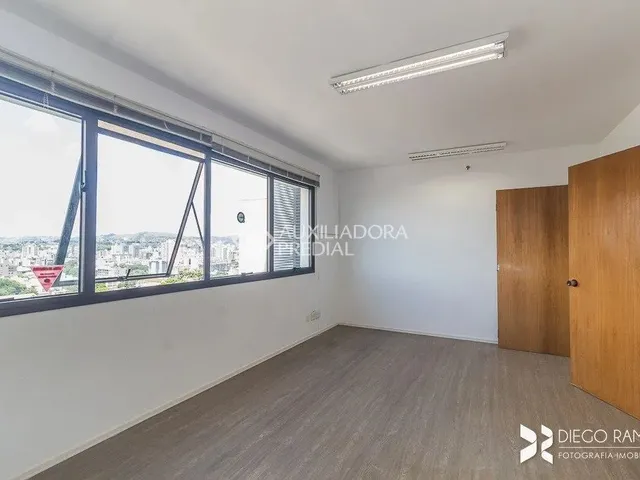 Imagem: Comercial no Bairro Praia de Belas