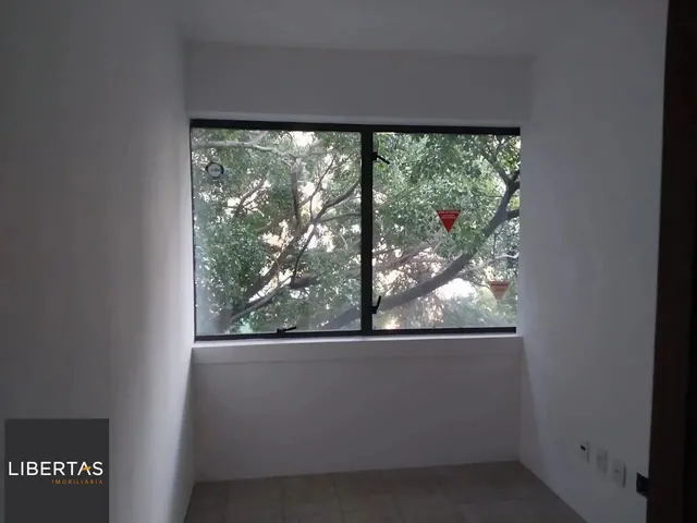 Imagem 9: Excelente Conjunto Comercial com Box, Zona dos Tribunais