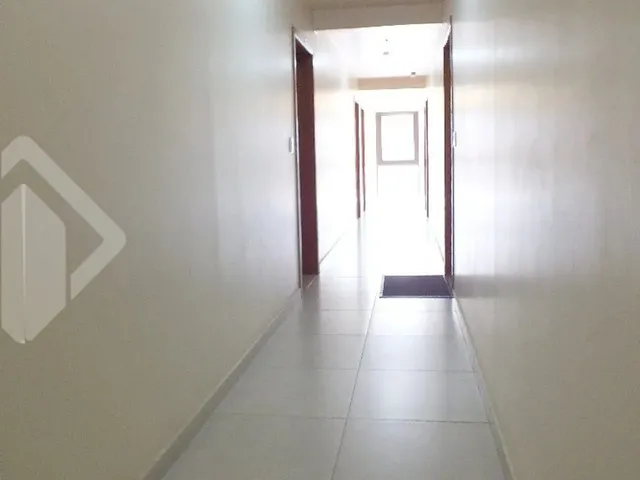 Imagem 3: Sala Ampla com Lavabo e Vista Predio com Elevador
