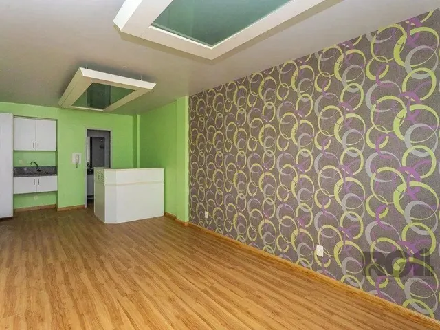 Imagem: Sala Comercial no Menino Deus Desocupada
