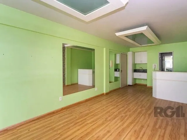 Imagem 3: Sala Comercial no Menino Deus Desocupada