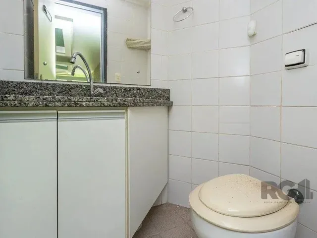 Imagem 12: Sala Comercial no Menino Deus Desocupada