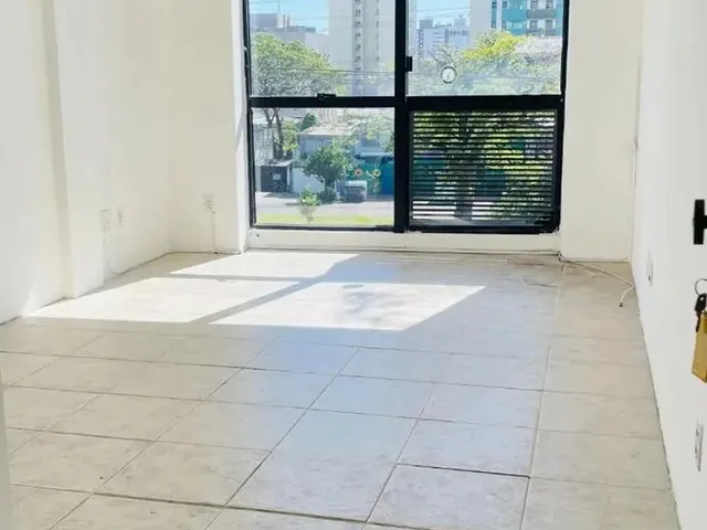 Imagem: Ótima Sala Comercial na Av. Ipiranga, Junto