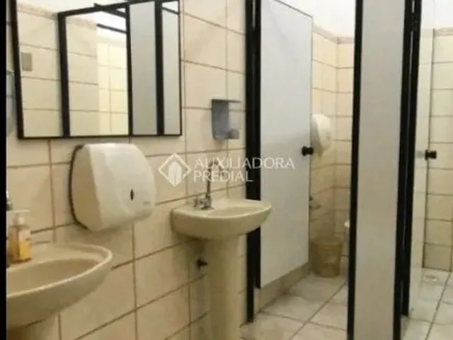 Imagem 2: Prédio Desocupado