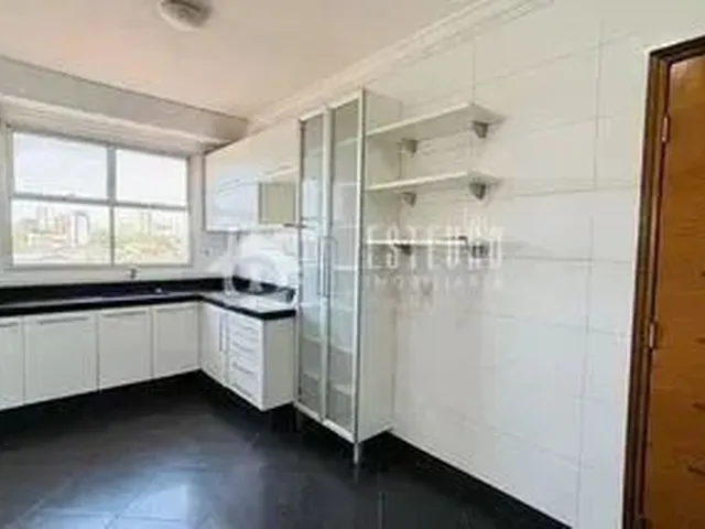 Imagem 5: Apto, 3/4(01Ste), Garagem, Elevador, 96M2, Completo em Armários, Ao Lado da Rua 44/Centro