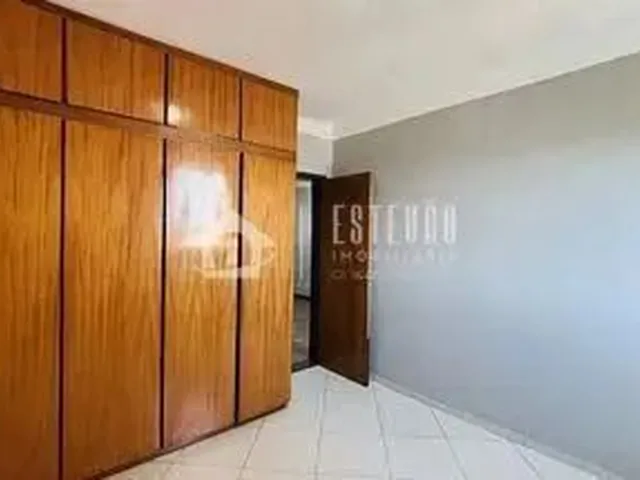 Imagem 2: Apto, 3/4(01Ste), Garagem, Elevador, 96M2, Completo em Armários, Ao Lado da Rua 44/Centro