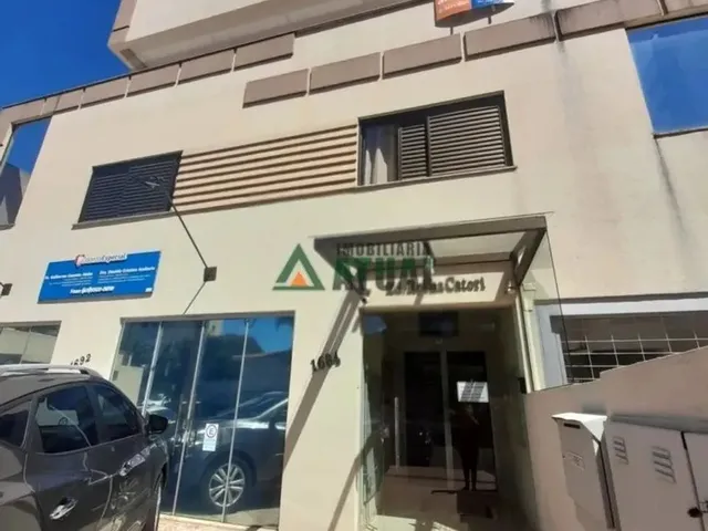 Imagem 1: Kitinet com 1 Quarto para Alugar por R$ 1500.00, 35.00 M2 - Centro - Londrina/Pr
