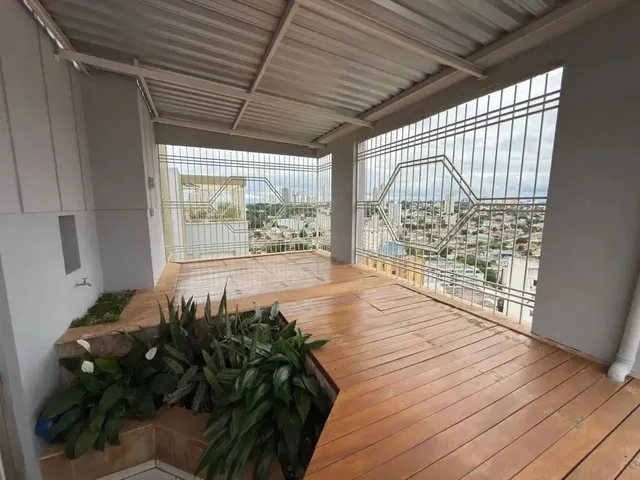 Imagem 2: Duplex para Venda com 251 Metros Quadrados com 4 Quartos em Setor Central - Goiânia - Go