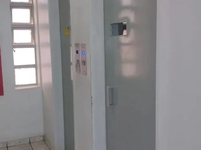 Imagem 6: Apartamento 2 Quartos com Garagem e Elevadores no 3º Andar - Próximo Às Avenidas