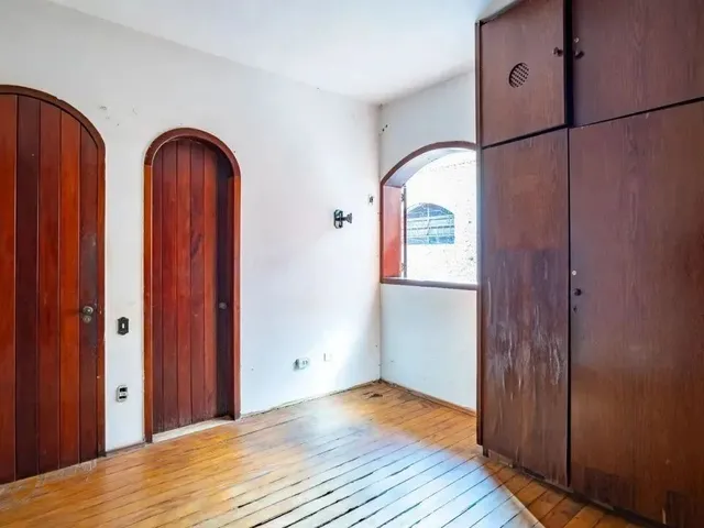 Imagem 2: Casa Térrea de 800 M² Ideal para Morar Ou Investir em Uma Área Charmosa de Goiân